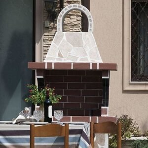 Traditioneller kleiner Gartengrill (Holzkohle/Holz, 100x60x210 cm, 650 kg, Rhodos-Naturstein, Ziegel)
