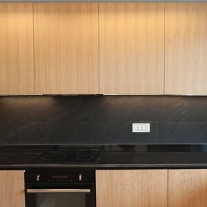 Flexibler Schiefer SKIN Ultra-Flex 2mm - Black Line, 122x61 cm | Stein für Wände, Möbel, Fassaden und Nassbereiche