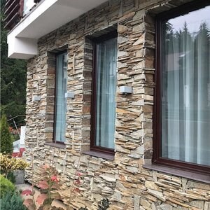 Schiefer Homa 3D-Streifen | Dekorativer Stein für vertikale Verkleidungen, Außen-Innen (10–12 m²/Palette)