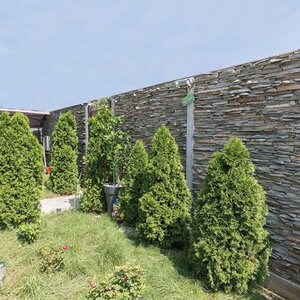 Schiefer Kavala 3D-Streifen | Dekorativer Stein für vertikale Verkleidungen, Außen-Innen (10-12/Palette)