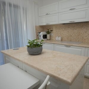 Classic Cross Cut Polierte Travertin-Arbeitsplatte 250 x 65 x 3 cm