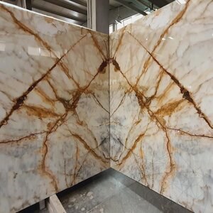 Calacatta Gold Polierte Marmorplatte 2 cm