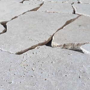 Crazy Paving Classic Trommeltravertin (9-10 Stück/m²)