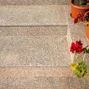 Granit Santa Rossa Fiamat 1,8 cm - Arbeitsplatten, Stufen, Glasuren und Sonderanfertigungen