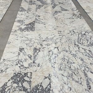 Arabescato Violett Polierter Marmor 60 x 30 x 2 cm (Transluzent)