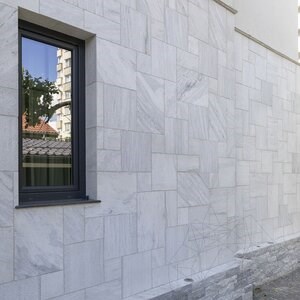 Kavala Bush Hammered Marble French Pattern Set 2 cm
