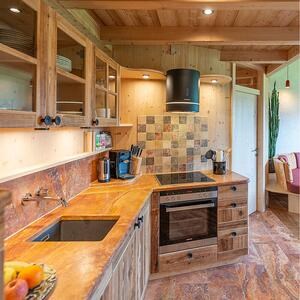 Peach Cross Cut Polierter Kalktuff, Plattenzuschnitt, 2 cm