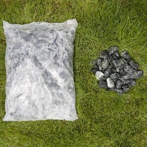 Grüner Marmor Kiesel 1-2 cm Sack 20 Kg