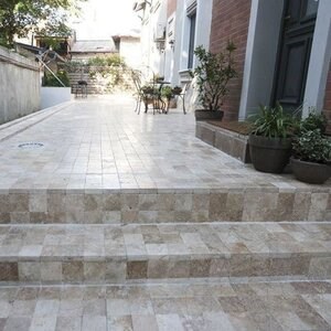 Classic Cross Cut Tumbled Travertine Cobblestone 10 x 10 x 3 cm (Pflastersteine)
