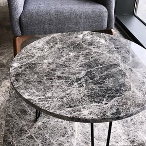 Polierter Tundra Grau Grau Marmor 2 cm - Arbeitsplatten, Stufen, Glasuren und personalisierte Stücke