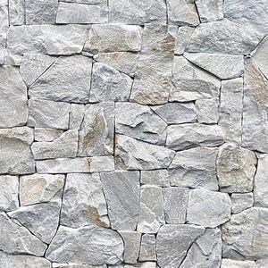 Polygonaler Kristallmarmor mit Felswand