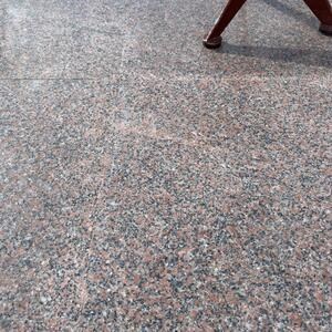 Santa Rossa Polierter Granit 60 x 60 x 1,8 cm