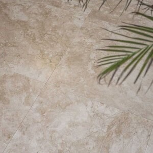 Classic PREMIUM Kreuzschliff gehonter Travertin 61 x 61 x 1,2 cm