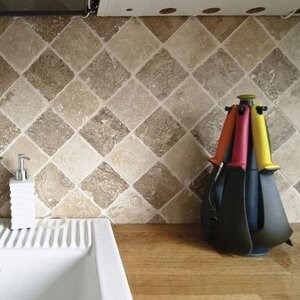 Latte Tumbled PREMIUM Travertin 10 x 10 x 1,2 cm