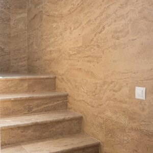 Latte Brushed & Bullnosed PREMIUM Travertin 61 x 30,5 x 3 cm - Treppe / Schwimmbadabdeckung