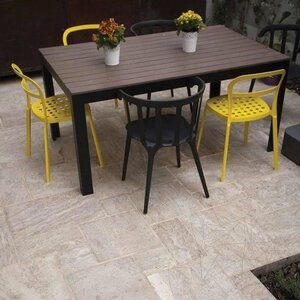 Latte Gebürsteter und gemeißelter PREMIUM Travertin mit französischem Muster, 3 cm