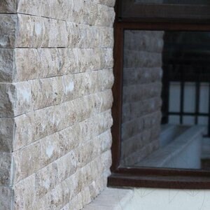 Latte PREMIUM Splitface Travertine 10 cm x FL x 1.3 cm