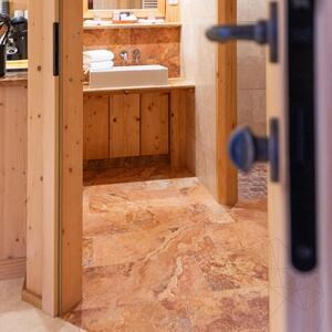 Pfirsich Kreuzschliff Gebürsteter Travertin 61 x 30,5 x 1,2 cm