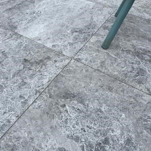 Tundra Light Polierter Marmor, 60 x 60 x 2 cm