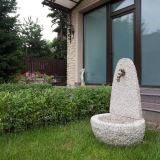 Padang Gelber Granit (40 x 40 x 70 cm) - Freistehende Wasserfontäne