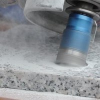 Montage-Service: Schneiden in 2cm Material (Diamantkern, verschiedene Durchmesser)