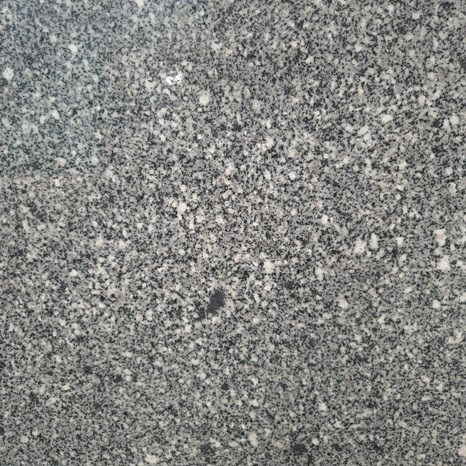 Polierter Hera-Granit, zugeschnitten (Arbeitsplatten / Stufen / Fensterbänke), 2 cm