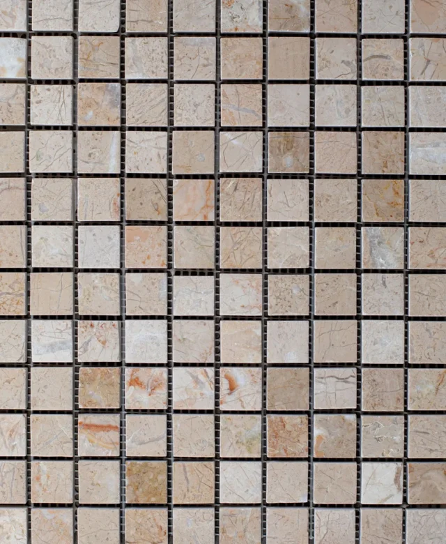 Polierter Marmor Mosaik Hellbeige 2,3 x 2,3 cm