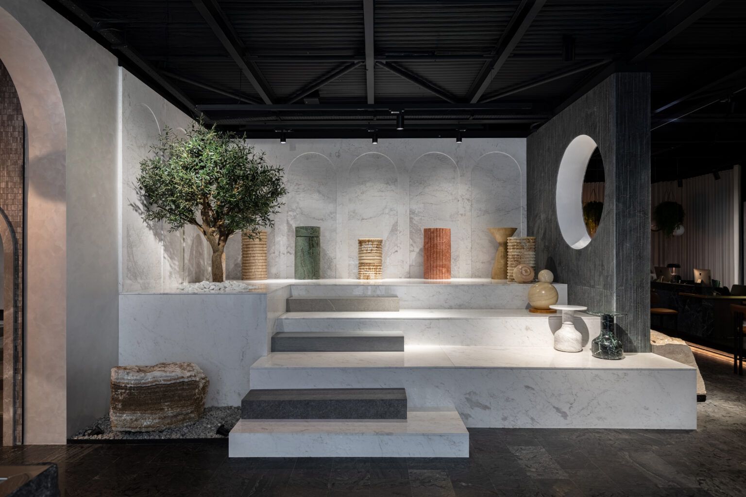 2 Flagship store PIATRAONLINE