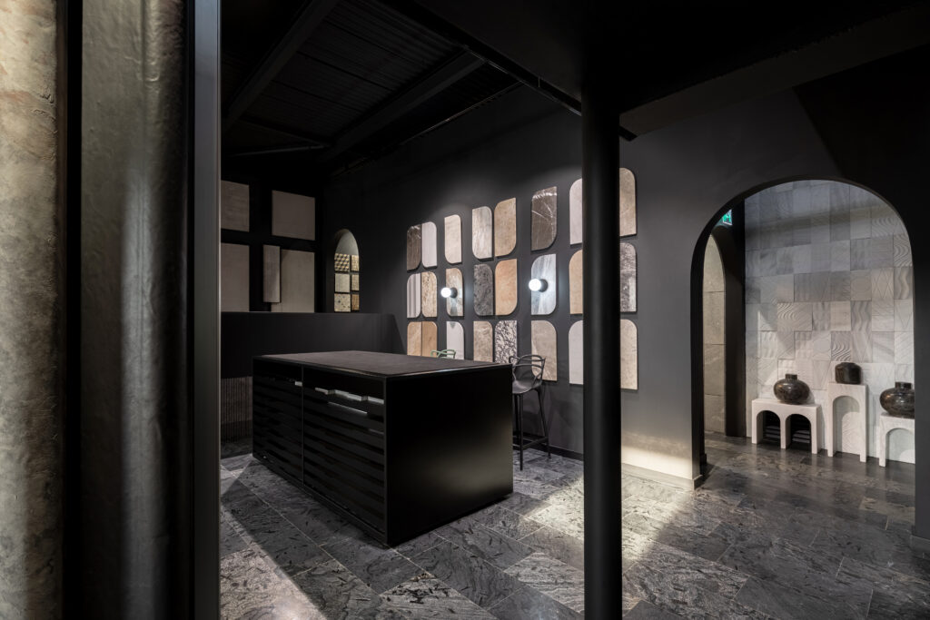 9 Flagship store PIATRAONLINE